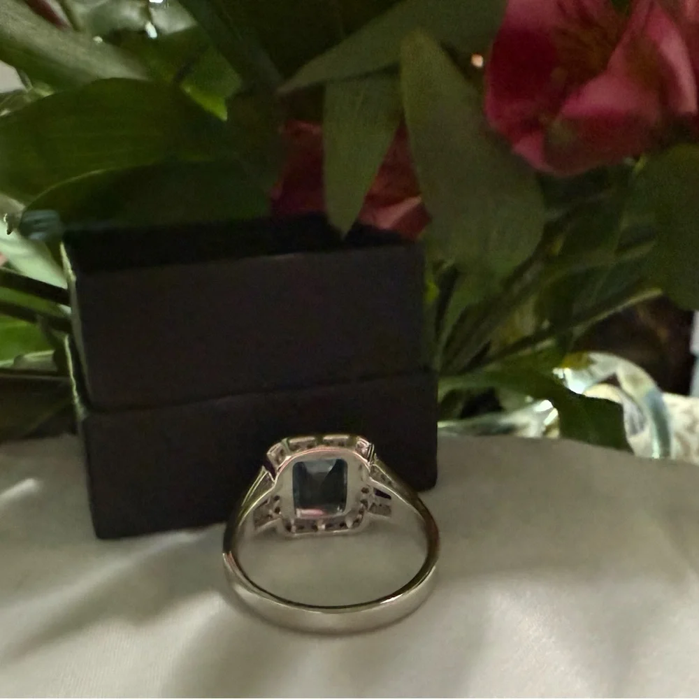Blue Topaz & Simulated Diamond Ring - Picture 3 of 9